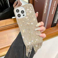 Coque de téléphone PC de luxe avec diamants étincelants pour iPhone 17 Pro Max, ornée de strass faits main et pompon anti-chute, compatible 16 15 14 Pro Max
