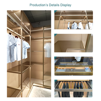Hôtel 5 étoiles porte pliante aluminium armoire en bois Design Simple vêtements cadre en acier armoire en bois avec portes coulissantes en miroir