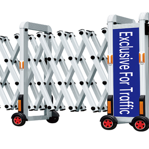 ประตูรั้วเลื่อนพับได้แบบแมนนวลสำหรับขายส่ง ประตูพับเพื่อความปลอดภัยเชิงพาณิชย์ ประตูบล็อกถนนแบบยืดหดได้ อลูมิเนียมอัลลอยด์ สำหรับโรงเรียน - Product Image 4