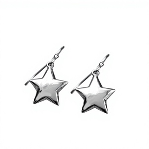 Pendientes de Estrella en Plata de Ley 925, Joyería Unisex Minimalista para Uso Diario - Product Image 1