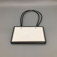 Sac cadeau personnalisé imprimé de logo personnalisé emballage sacs en papier de luxe avec poignée