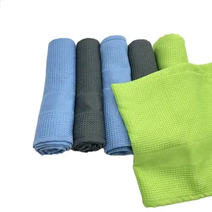 Manufacturers promote high quality waffle microfiber towels Trimming neat fine workmanship fashion waffle beach towel
