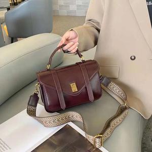 Sacs à main AndoBag pour femmes, en cuir de vache véritable, style rétro européen et américain, sac bandoulière, sac à main décontracté pour femmes, 88820 - Product Image 2