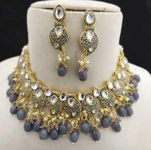 Women's Kundan <b>Jewellery</b> <b>Set</b> with Earrings Designer Ethnic Choker Necklace Luxury Festive Wedding Wear - Product Image 2