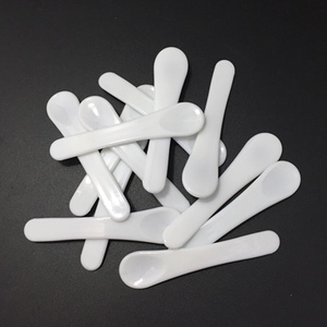 Petites <span class=keywords><strong>spatule</strong></span> cosmétique en plastique, 6cm, <span class=keywords><strong>spatule</strong></span> de 61mm, pour la crème pour les yeux, masque facial - Product Image 4