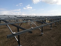 Fabrication de haute qualité Support de panneau solaire Strut Channel 41x21 Strut Purlin Steel C Channel Bracket