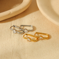 Boucles d'oreilles créoles ovales tendance en forme de U, en acier inoxydable plaqué or 18 carats, avec cœur et zircon cubique blanc, simples et hypoallergéniques pour femmes