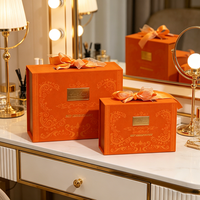Coffret Cadeau Personnalisé en Velours Orange, Boîtes OEM ODM 2 Tailles avec Nœuds en Satin, Logo Doré et Motif Floral en Relief