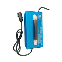 Chargeur de batterie LiFePO4/Lithium ou au plomb-acide certifié CE 900W 12V-84V avec écran OLED et garantie de 24 mois pour utilisation industrielle sur scooter