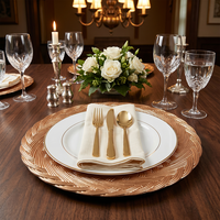 Assiettes de présentation de luxe en plastique PP doré et argenté, durables, à motif personnalisé, pour plats de poisson, pour la maison, les fêtes, les événements et les mariages, Fujian