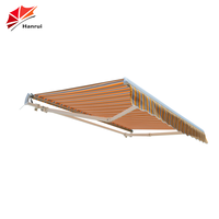 Auvent rétractable moderne en alliage d'aluminium avec voile en polyester enduit de PU, pare-soleil pliable pour usage commercial extérieur