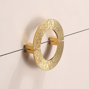 Perilla de manija de martillo lineal de latón de lujo, muebles de oro brillante, puerta de armario de cocina, perillas de cajón con manijas de lujo - Product Image 4