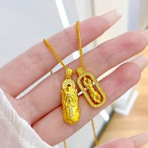 สร้อยคอจี้พระวัชระปี่เซียะแบบหมุนได้ ชุบทองสไตล์จีน สำหรับผู้ชายและผู้หญิง เสริมโชคลาภ ดึงดูดความมั่งคั่ง เหรียญปี่เซียะตามหลักฮวงจุ้ย - Product Image 1