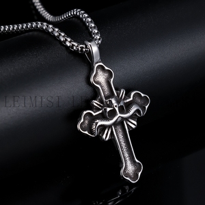 Colar de aço inoxidável para homens, pingente de cruz de caveira punk gótico à prova d'água, colar fashion legal e não mancha - Product Image 6