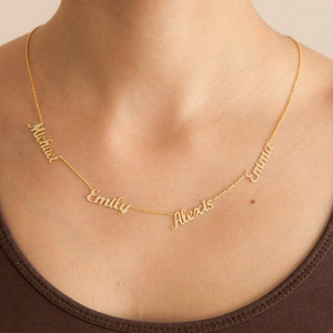 ODM personnalisé plusieurs noms collier pour femmes personnalisé nom de famille plaqué or en acier inoxydable plaque signalétique bijoux colliers - Product Image 4