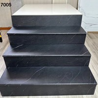 Design Rutschfeste WPC/SPC Treppenstufen und Setzstufen sowie Treppenauflagen für Alte Treppen und Stufen
