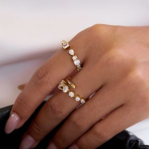 Anillo de Acero de Titanio con Circonita Europeo y Americano, Accesorio de Alta Gama para Mujer que No se Destiñe, Exclusivo Transfronterizo - Product Image 4