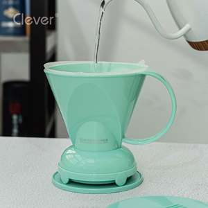 Jarra Trapezoidal Verde Crema Antiderrames y Antideslizante de 500 ml para Hotel de Lujo, Equipo de Café de Plástico Reutilizable - Product Image 3