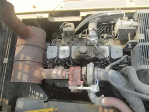 รถขุดตีนตะขาบ KOMATSU PC200 มือสอง สภาพดี ขนาด 20 ตัน ของแท้จาก KOMATSU PC200 - Product Image 4