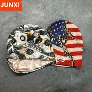 Beanie produsen khusus seluruh cetak Jacquard Cuffless topi tengkorak musim dingin kupluk pria dengan logo kustom - Product Image 2