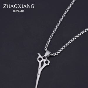 Collar con Colgante de Tijeras de Acero Inoxidable Estilo Barbero Vintage para Hombre, Amuletos Baratos al por Mayor - Product Image 2