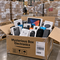 Pallets mystères en gros de produits intelligents variés, accessoires audio et connectés, stock en vrac pour acheteurs et distributeurs mondiaux, lots