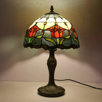 Lampe de table en verre coloré Boyid-Style rétro européen pour chambre à coucher, bureau, bar, hôtel et villa. Lampe de luxe créative