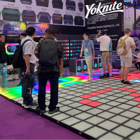 Jeu de projection interactive Hopscotch, sol en grille LED, lumière de piste de danse laser « le sol est en lave », pour aire de jeux intérieure, amusement pour enfants