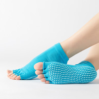 Chaussettes de Pilates colorées à coupe basse pour femmes Chaussettes de yoga à 5 orteils et doigts Chaussettes de yoga antidérapantes pour la vente en gros