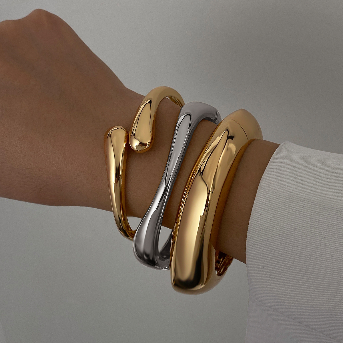 KISSWIFE Trendy Chunky Gold Plated Water Drop Classic Tin