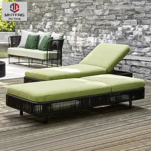 Chaise longue de plage en métal moderne pour loisirs en plein air, imperméable et résistante au soleil, pour cour, villa, piscine ou plage - Product Image 1