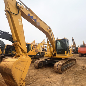 Excavadora Hidráulica de Cadenas Komatsu PC200-8 de 20 Toneladas de Segunda Mano con Motor y Engranajes Importados de Japón - Product Image 5