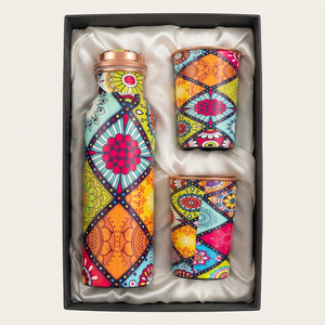 Coffret Cadeau Bouteille Imprimée Mandala avec Deux Tasses Assorties Bouteille d'Eau Isolée Réutilisable Vaisselle Premium Boîte Cadeau Vente en Gros - Product Image 1