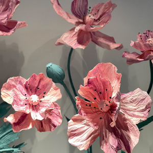 Lot <span class=keywords><strong>de</strong></span> 3 fleurs artificielles en papier roses faites à la main pour décoration murale, fenêtre ou arrière-plan <span class=keywords><strong>de</strong></span> mariage - Product Image 4