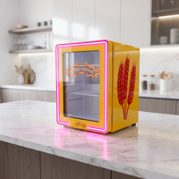 Lemari Pendingin Minuman Mini Display Pintu Kaca, Peralatan Pendingin Komersial untuk Minuman Energi, Logo LED Custom Tersedia