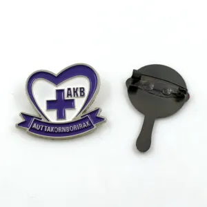 Distintivo personalizzato all'ingrosso produttore di metallo con loghi fai-da-te pulsante cinese Pin su Badge colore personalizzato vestiti in lega di zinco gratuita
