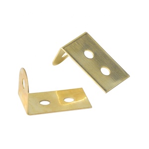 Support d'angle en L XU TS-K129 doré, petit support d'angle droit, crochet, attache d'angle métallique pour meubles en <span class=keywords><strong>bois</strong></span> - Product Image 1