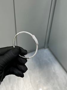 Mouvement britannique de haute qualité pour femme, diamant pour femme - Product Image 3