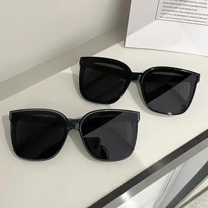 Lunettes de soleil Gm pour femmes, monture PC, verres TAC, protection UV400, polarisées, unisexes, pour la conduite, protection solaire, noires avec superposition grise - Product Image 5