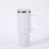 Gobelet isotherme décoré de strass de 40 oz, tasse à poignée ergonomique, idéal pour les cadeaux de vacances et un usage quotidien haut de gamme