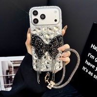 Coque de téléphone 3D papillon strass diamant pour Apple 18 17 Pro avec sangle de fixation pour iPhone 16/15/14, luxe pour femmes 13