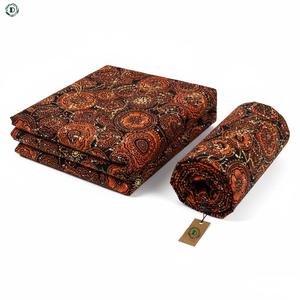 Tessuto Cerato con Motivo Paisley Bruciato, Kain Africano Stampato a Cera, Alta Qualità, PAISLEY FLORAL BATIK HANDKERCHIEF - Product Image 2