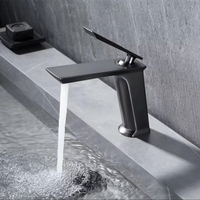 A0218H Robinet de lavabo vertical pour salle de bain Robinet d'évier en cuivre avec bobine en céramique Mélangeur d'eau chaude et froide Robinet de lavabo à poignée unique
