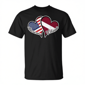 T-shirt con bandiera americana a forma di cuore e mezza bandiera della Lettonia, con design promozionale a tema radici, disegnato in Lettonia per gli americani di origine lettone. - Product Image 2