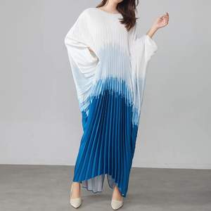 เดรสลำลองพิมพ์ลายจากโรงงานโดยตรง ทรงหลวมใส่สบาย แขนทรงค้างคาว จับจีบ ผ้าทอเนื้อนุ่ม ระบายอากาศได้ดี แฟชั่นสีสันตัดกัน - Product Image 2