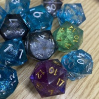 Dés à bord pointu donjons et dragons jeu de dés à noyau liquide dés