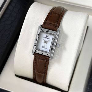Best-selling shell-shaped women's <b>watch</b> with a youthful student-style quartz movement - Product Image 3