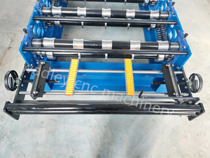 Máquina para Fabricar Láminas para Techos, Prensa de Rodillos para Hierro, Máquina Formadora de Tejas Metálicas, Máquina Formadora de Tejas Metálicas de Color IBR - Product Image 4