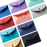 Enveloppe en papier Kraft personnalisé avec fermeture cœur, enveloppe de cartes de vœux, Logo estampage à chaud, pour les affaires A5 A6 A7, cadeau de mariage, 50 pièces