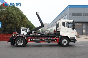 Camion de ramassage des déchets ménagers avec compression des ordures - Product Image 5